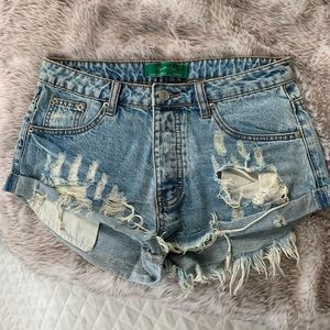 Denim distressed shorts